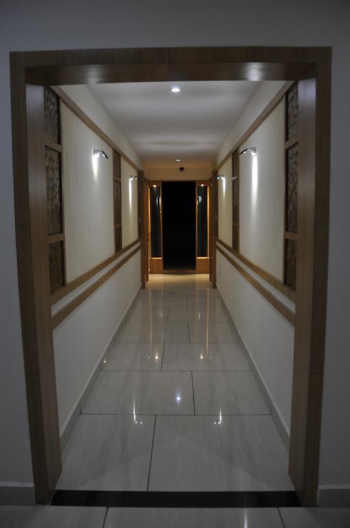 Athidi Grand Hotel Visakhapatnam Room photo